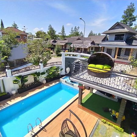 Villa Kota Bunga Malini 7 Cinengangirang Εξωτερικό φωτογραφία