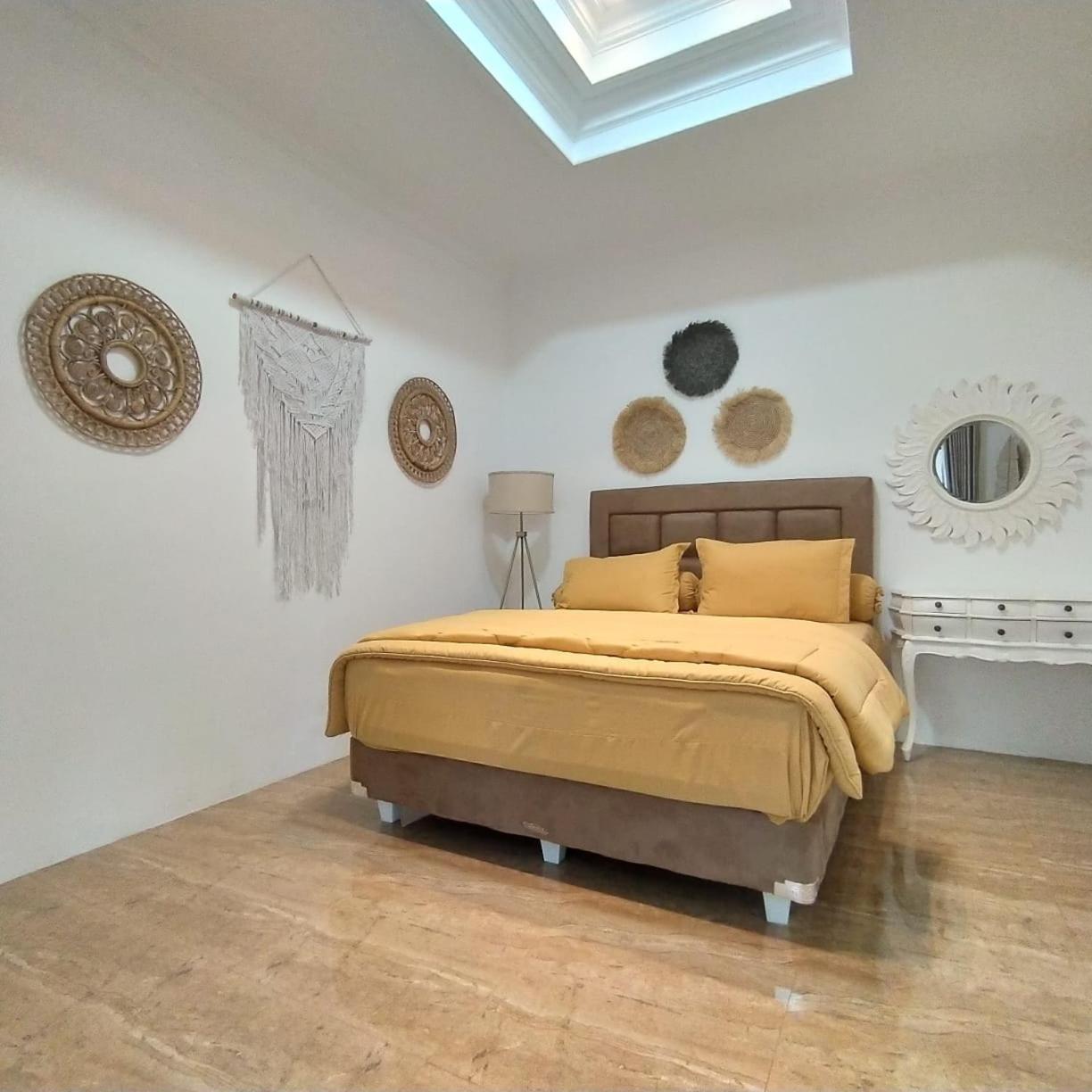 Villa Kota Bunga Malini 7 Cinengangirang Εξωτερικό φωτογραφία
