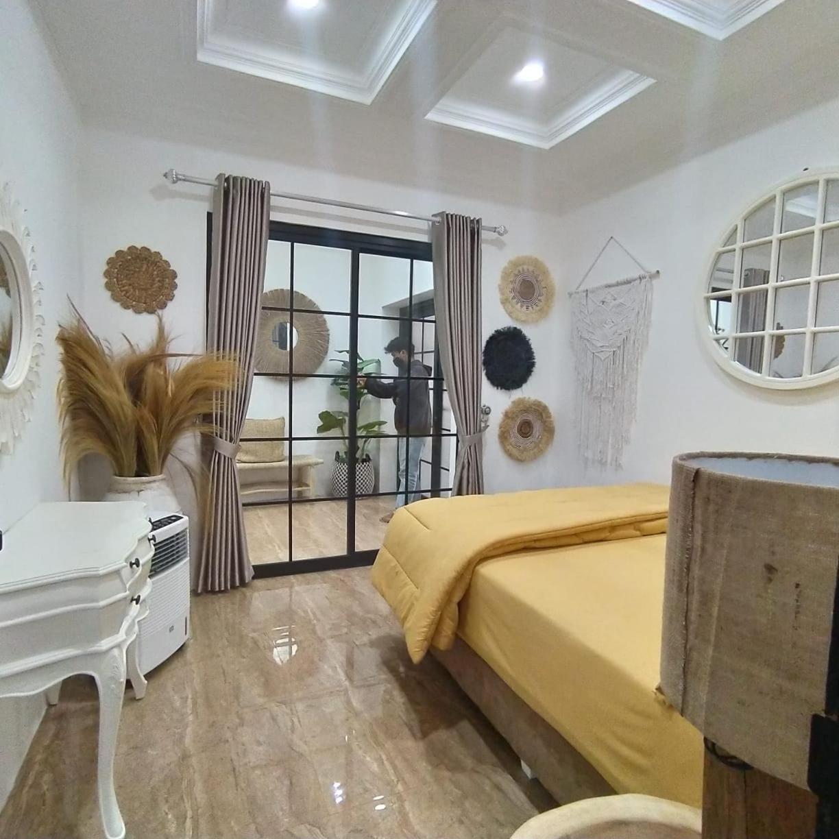 Villa Kota Bunga Malini 7 Cinengangirang Εξωτερικό φωτογραφία