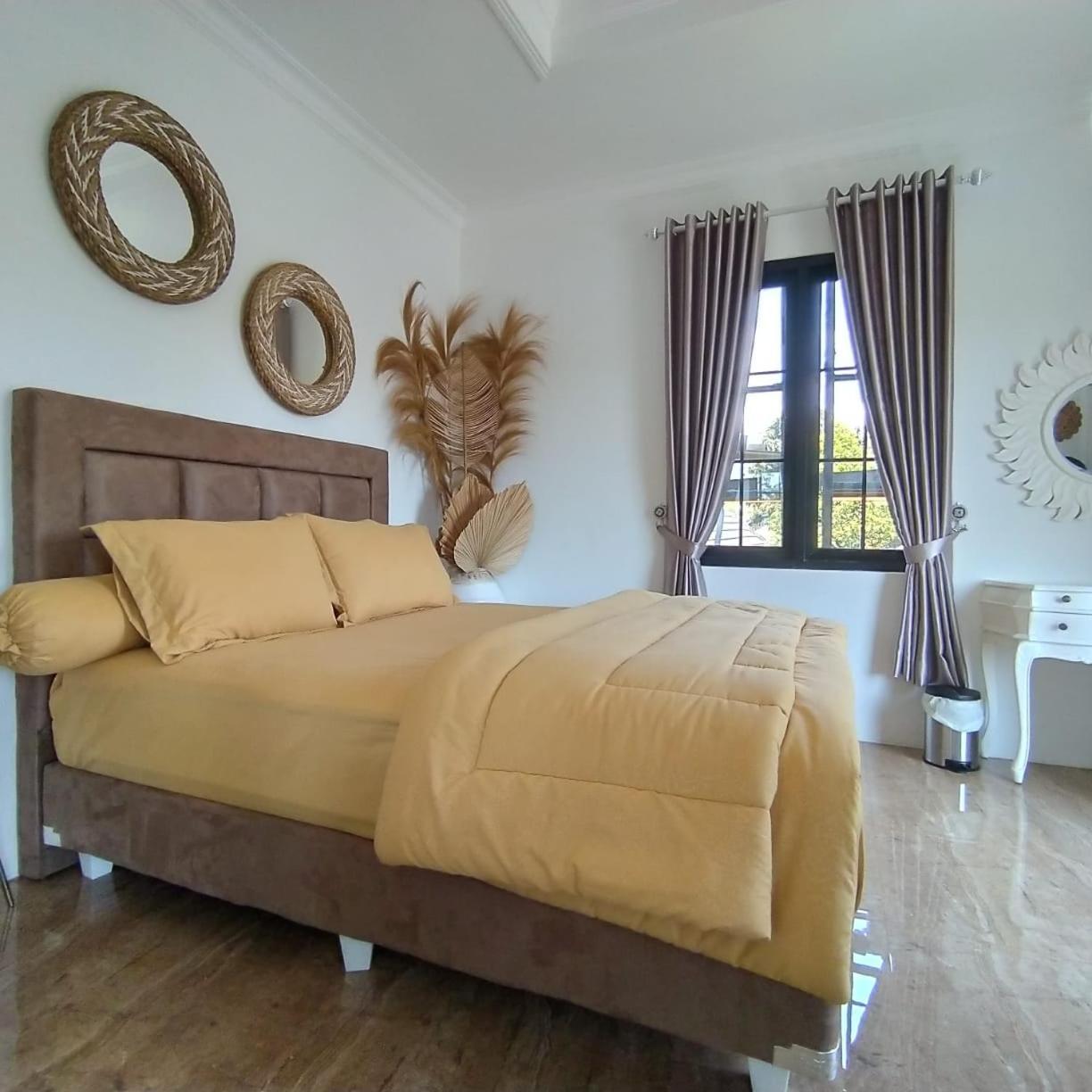 Villa Kota Bunga Malini 7 Cinengangirang Εξωτερικό φωτογραφία